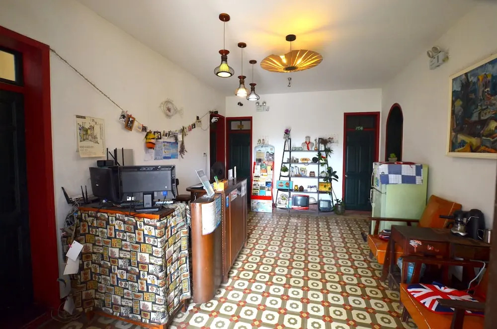 Huatian Gucuo Guesthouse