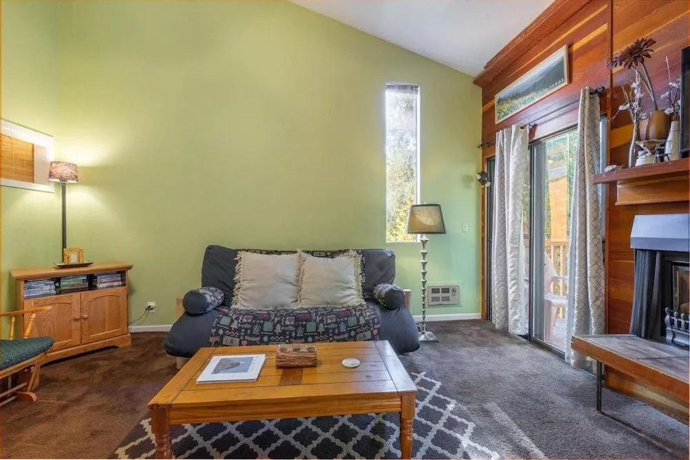 Regency Way Criterion 40 - Spruce