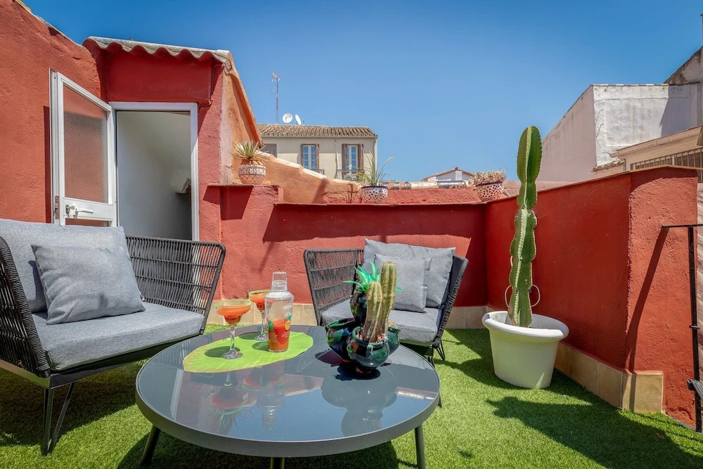 Living4Malaga Alamos 40