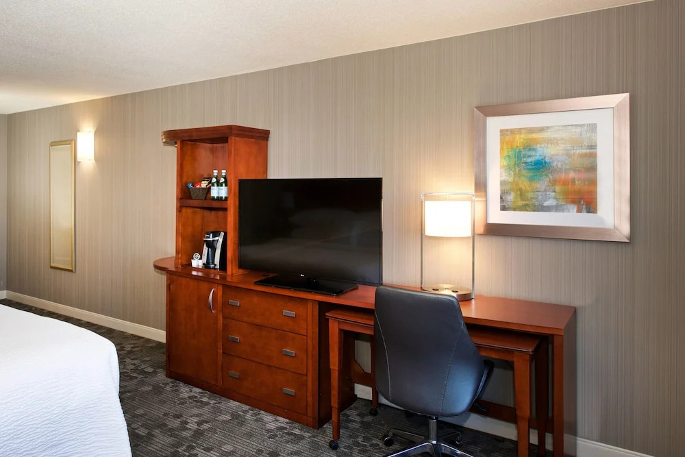 Courtyard by Marriott Boston Billerica Bedford