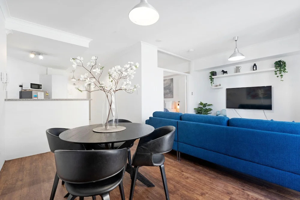 Luxury East Perth - Sleeps 2 - Superior Wifi