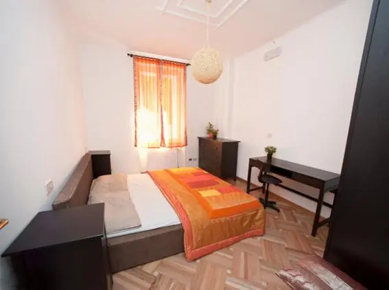 Bed  Breakfast Grim