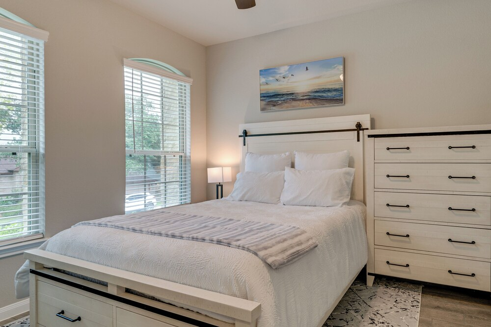 Lake Conroe Home w/ Resort-style Perks & Patio