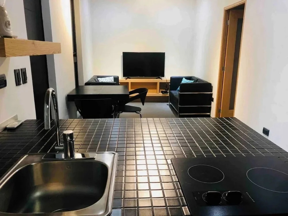 Modern cozy and functional apt in Monterrey’s heart, 2 rooms 2DB, 2BTH, by Mty Living S1 605