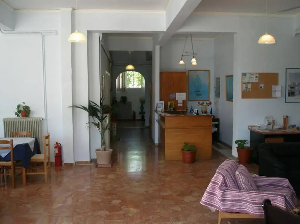 Tolon Beach Hotel