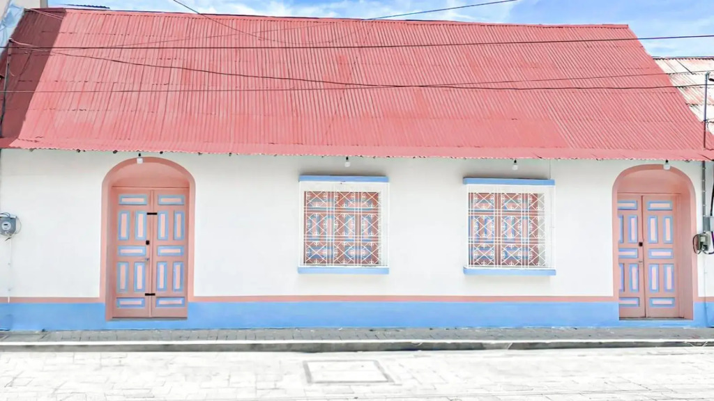 Elegant Apartment The Heart Of Flores