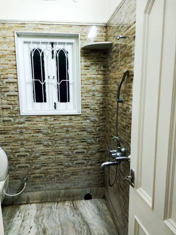 Anamitra Guest House