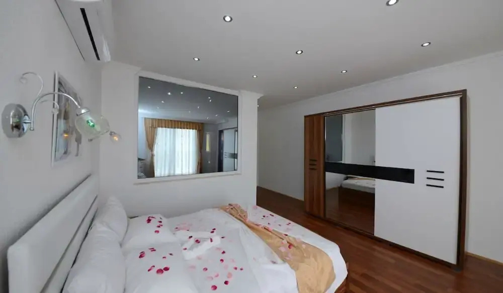 Villa Prize