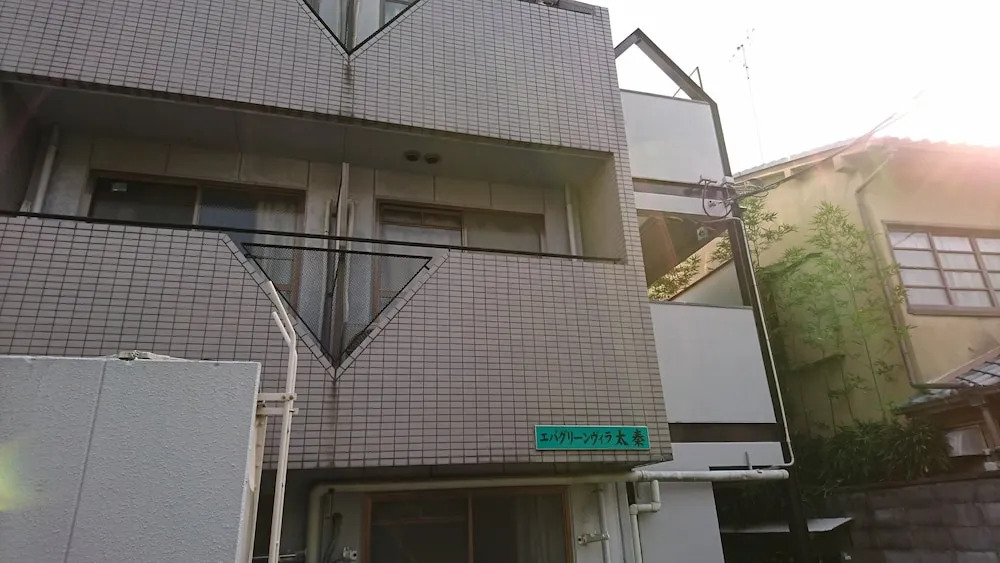 Uzumasa 203