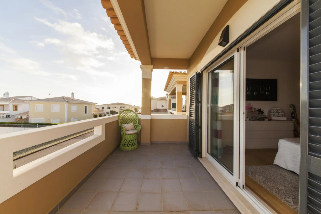 D09 - Porto de Mos Luxury Villa
