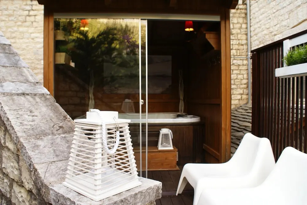 Gamila Rocks Mountain Hotel