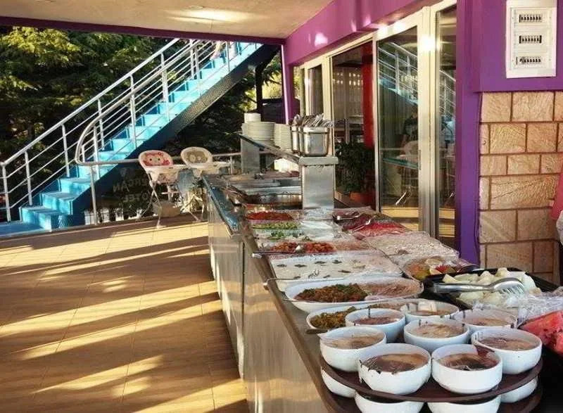 Mercan Hotel