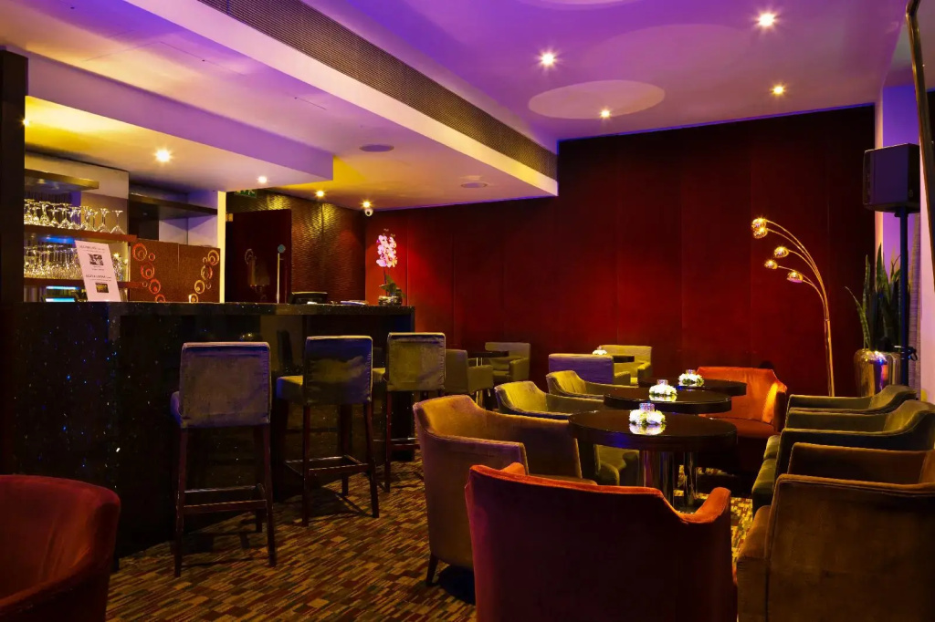 The Park City Grand Plaza Kensington Hotel