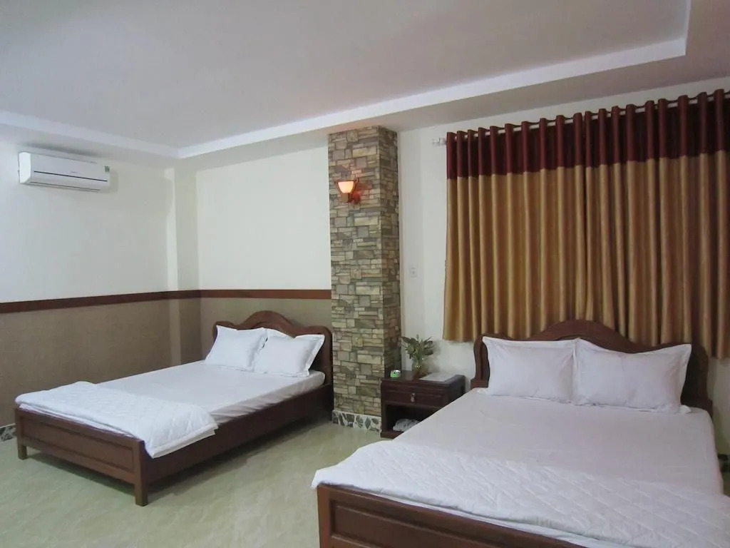 Tan Cuu Long Hotel