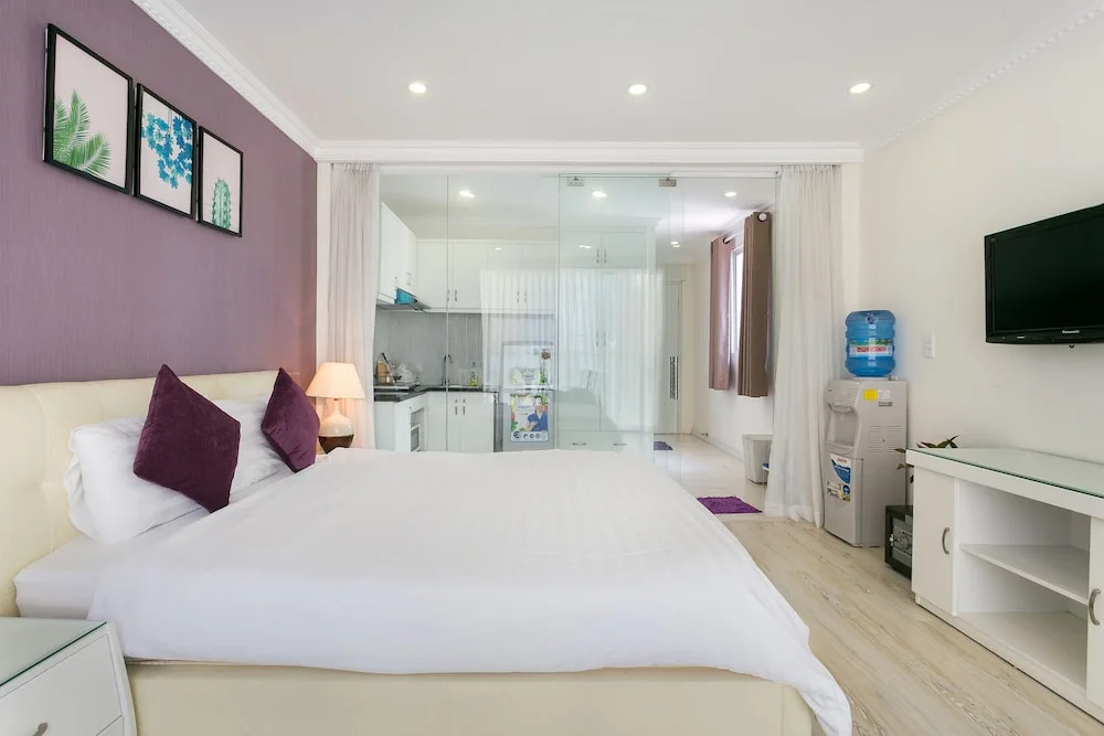 Yuri SaiGon Service Aparment