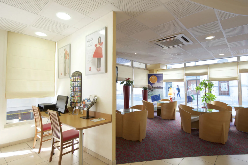 Ibis Pau Centre