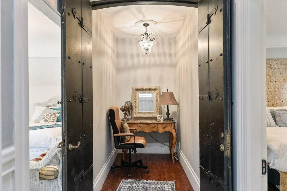 San Francisco Retreat Just Steps From Golden Gate Park And Ocean Beach! 3 Bedroom Home by RedAwning
