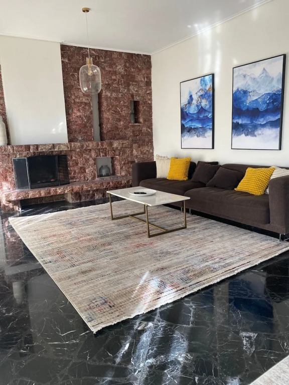 Spacious Glyfada Golf 4BR -near Beach Shops