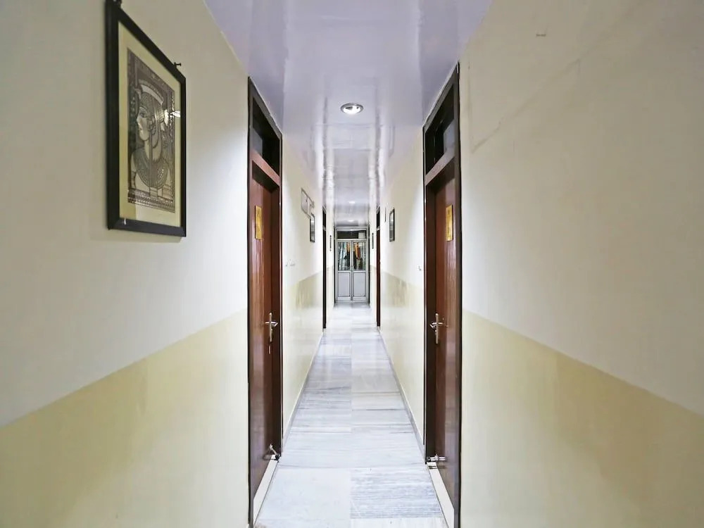 OYO 9628 Hotel Fort