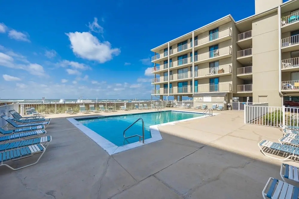 Gulf Village 204