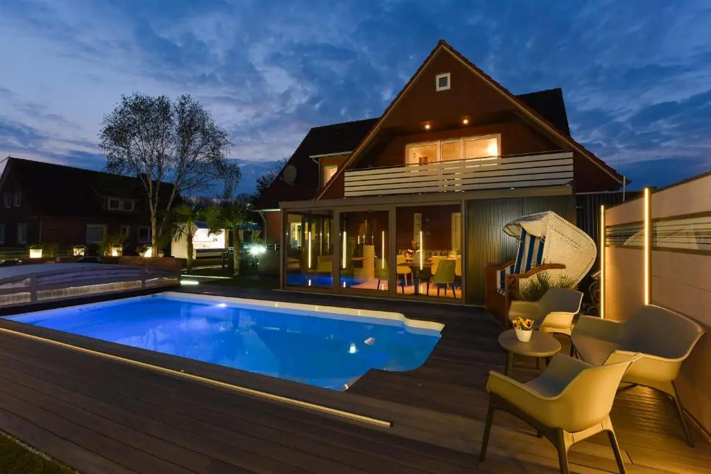Ferienwohnung Haus zum Seehund mit Pool, Garten und Tischtennisplatte