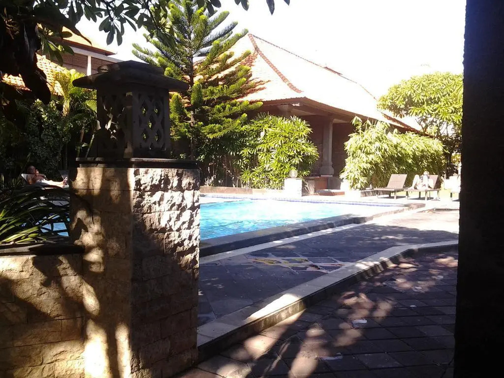 Kedins Inn
