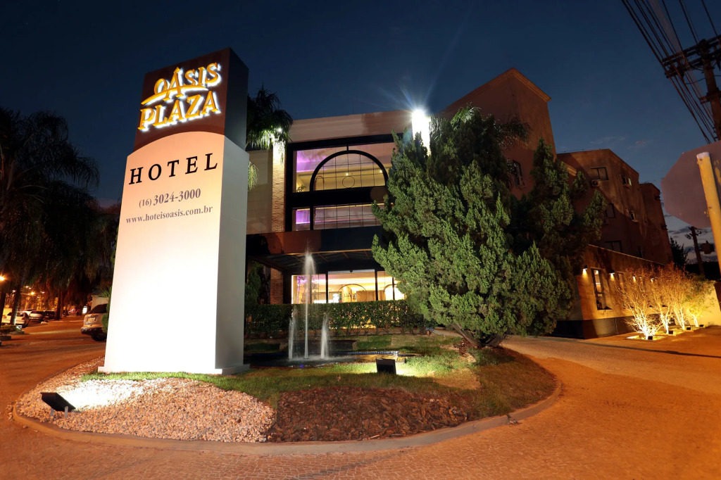 Oasis Plaza Hotel