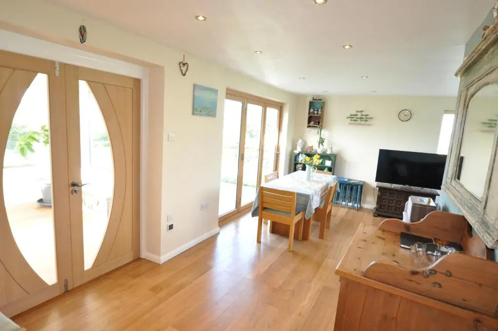 Beautiful coastal bungalow, Sennen, Porthcurno,sea