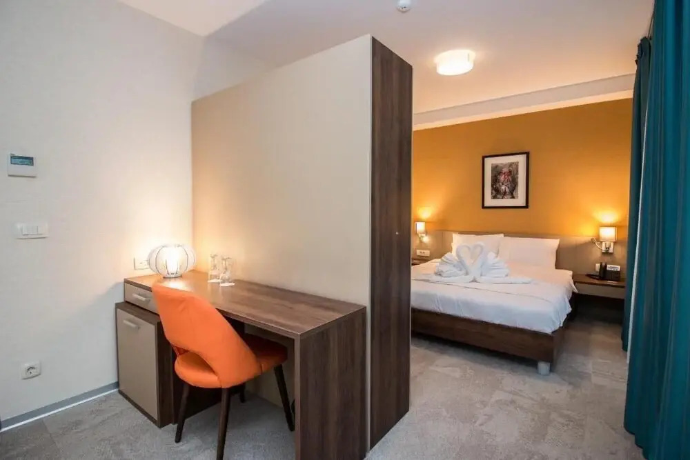 Sky Corner Hotel