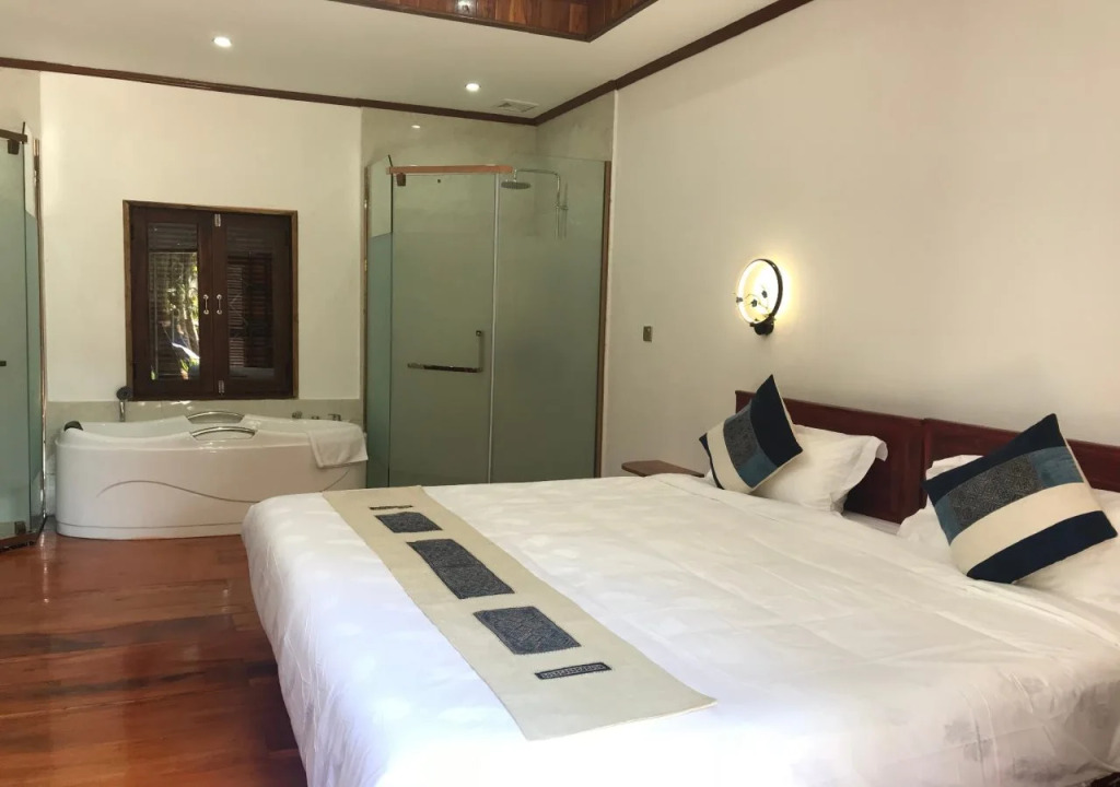 wisdom mystery Hotel