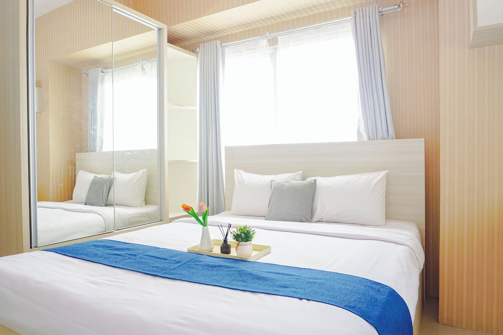 Comfortable And Pleasant Studio At Apartment Tamansari Mahogany Karawang