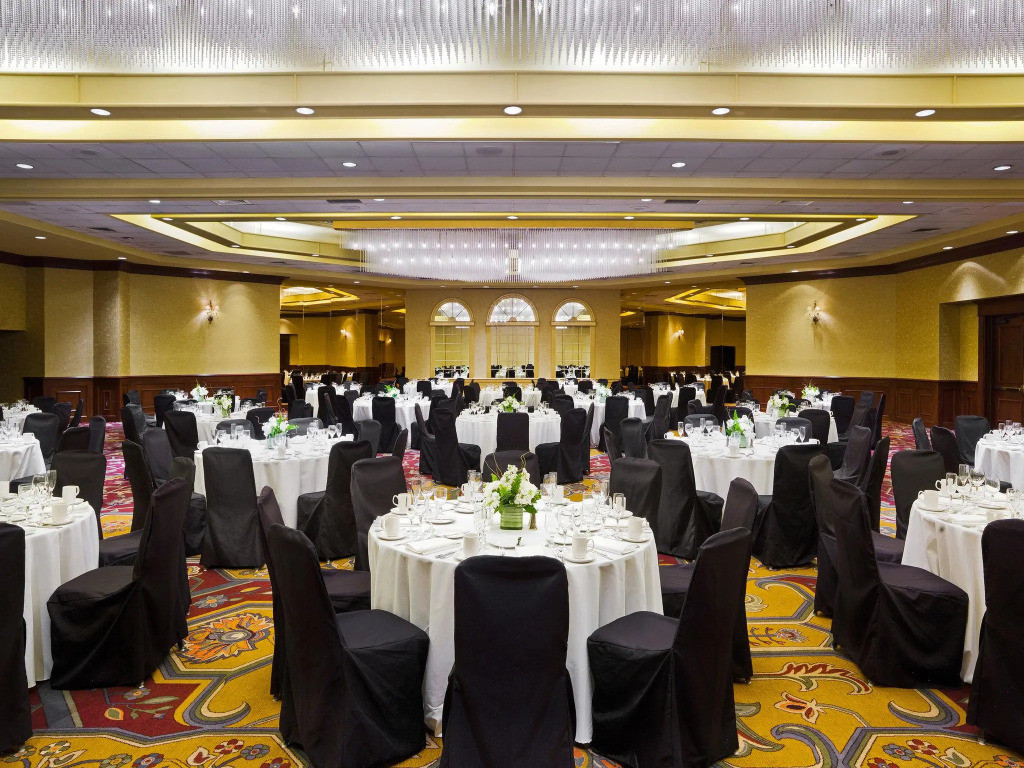 Sheraton Springfield Monarch Place Hotel
