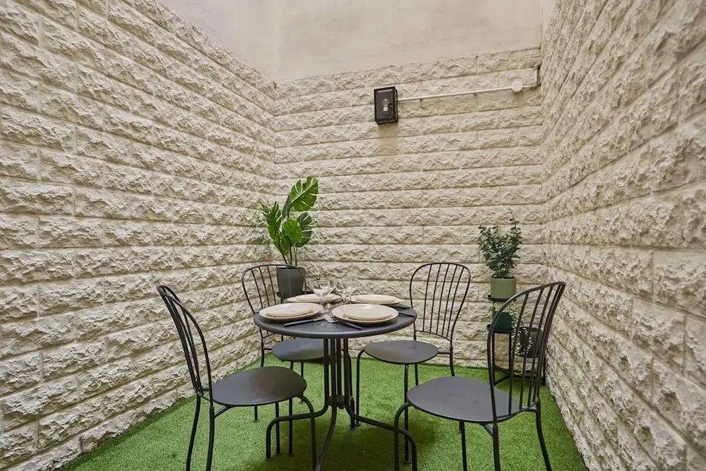 Charming Apartment Faubourg St Honore Madeleine