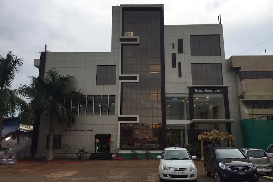 Grand Basant Ambikapur