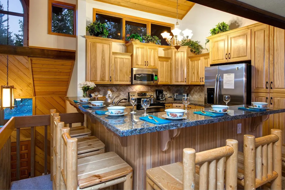 Abode on Ridgepoint