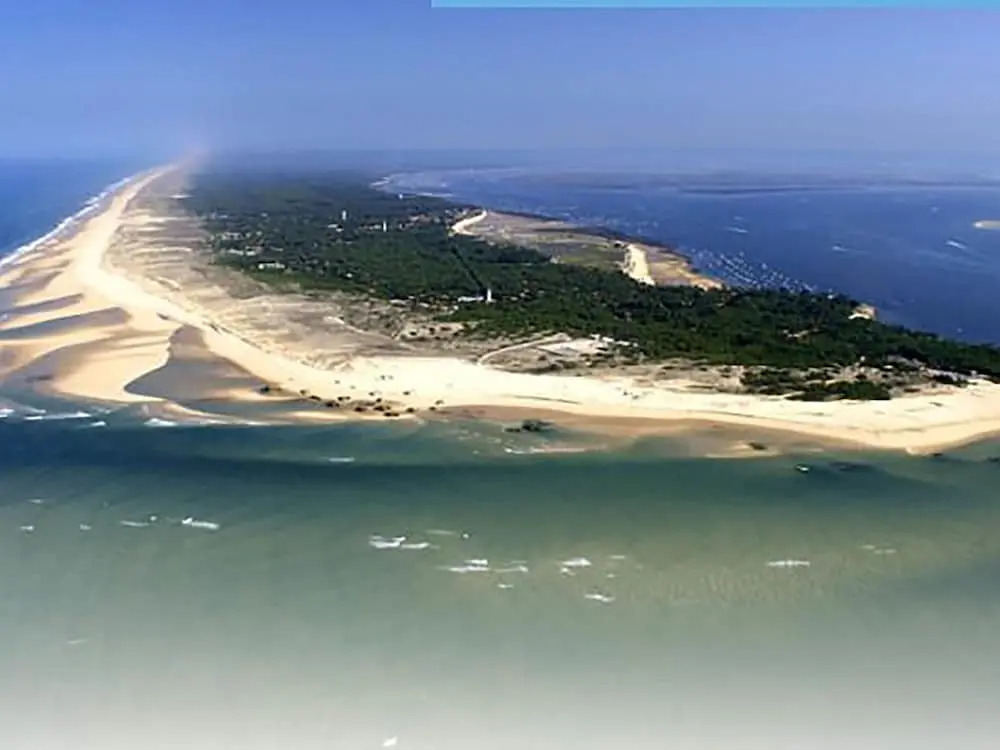 Luxury Villa in Lege-cap-ferret With Swimming Pool
