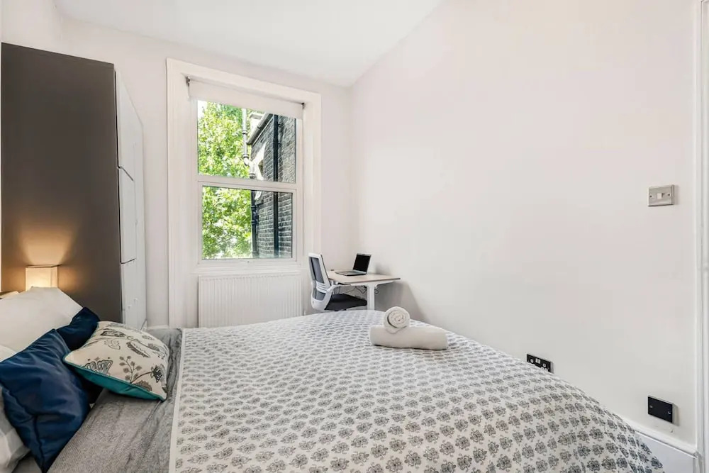 Stylish Kensington Home Next To Earl s Court