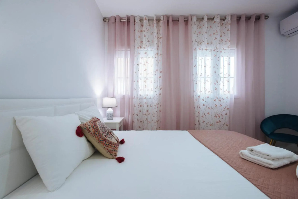 SBH1 Beautiful 1 bedroom apartment in city center