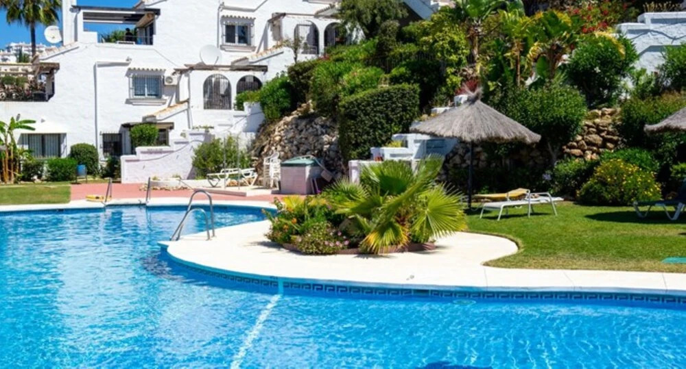 Apartment - 2 Bedrooms with Pool, WiFi and Sea views - 107869