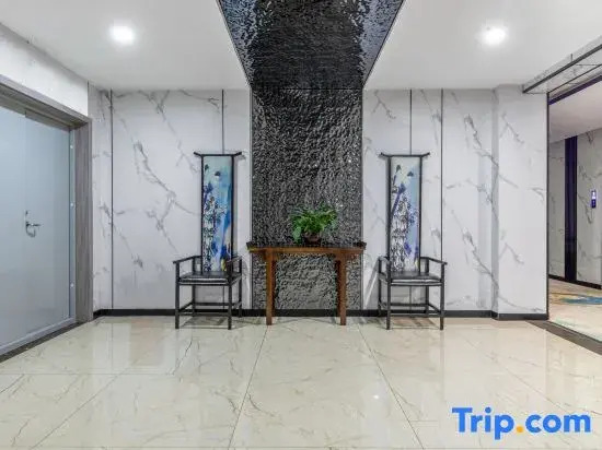 M Guochao Hotel