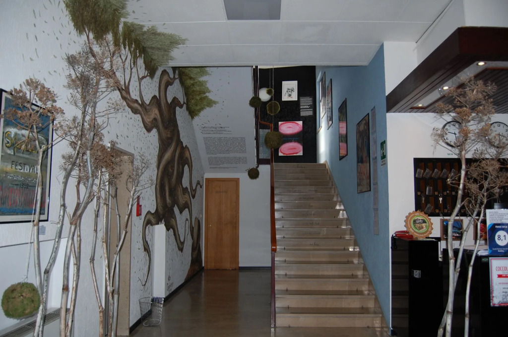 LH Hotel Arca Street Art