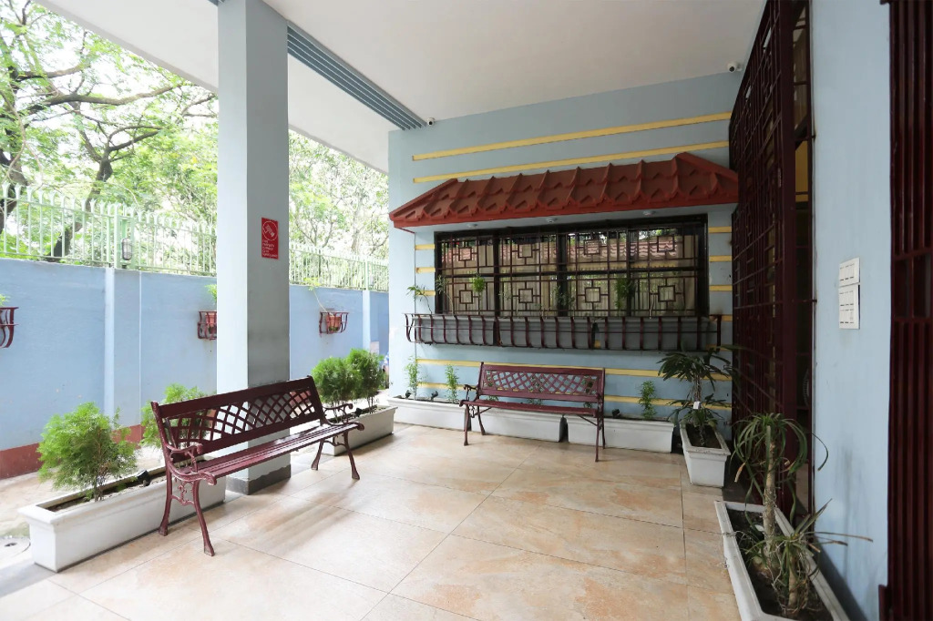 OYO Flagship 8999 Rajarhat