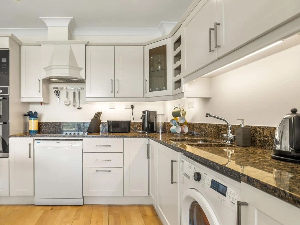 Apartment 393 - Clifden