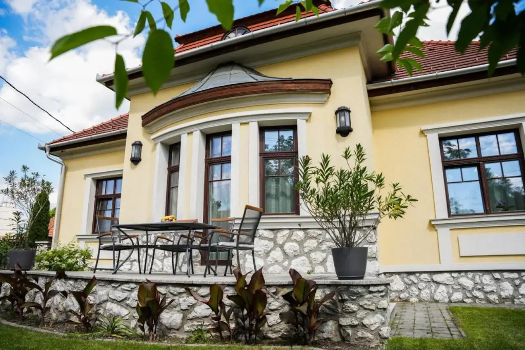 Várkert Deluxe Apartmanház - korlátlan privát wellness