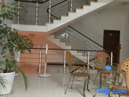 Jinshan apartment (Wenshan Taikang community chengnan bus station branch)