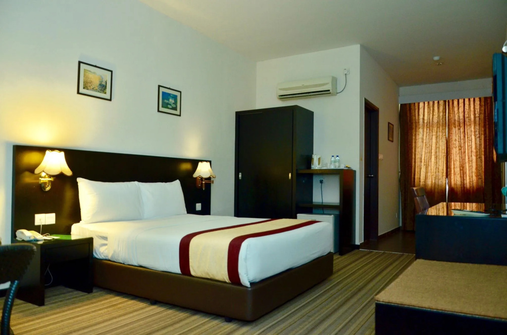 Swan Garden Hotel