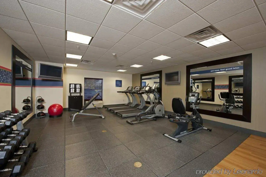 Hampton Inn & Suites Indianapolis-Airport