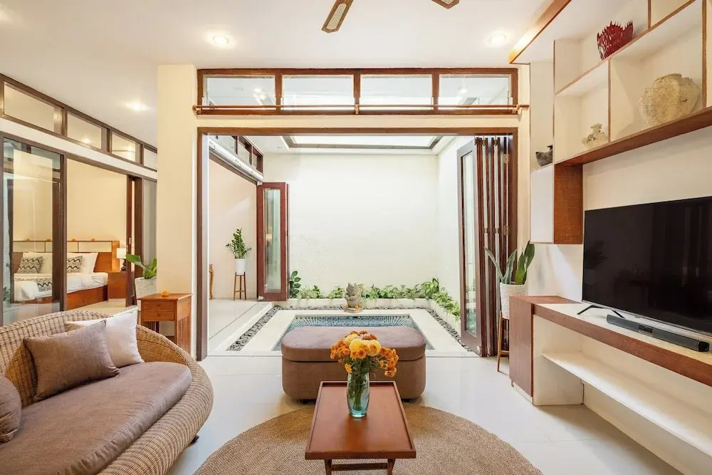 Seven Residence