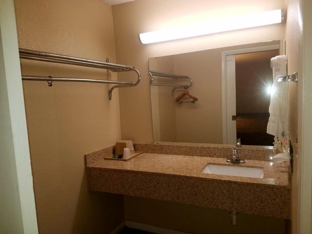 Americas Best Value Inn Winnsboro, SC