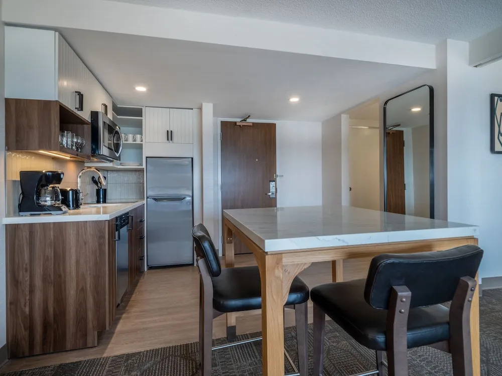 Staybridge Suites Chicago OHare - Rosemont by IHG